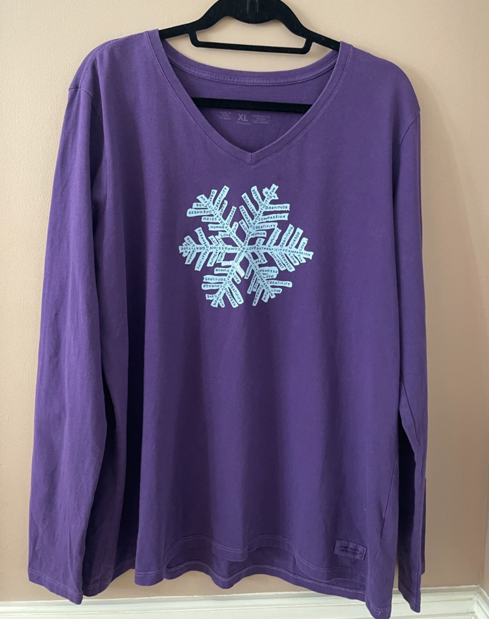 Life Is Good Long Sleeve T-Shirt Womens XL Purple Crusher Courage Snowflake